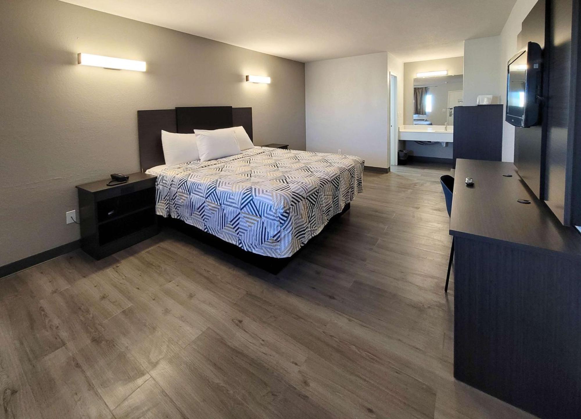 Motel 6 Wichita Ks South I35 Экстерьер фото