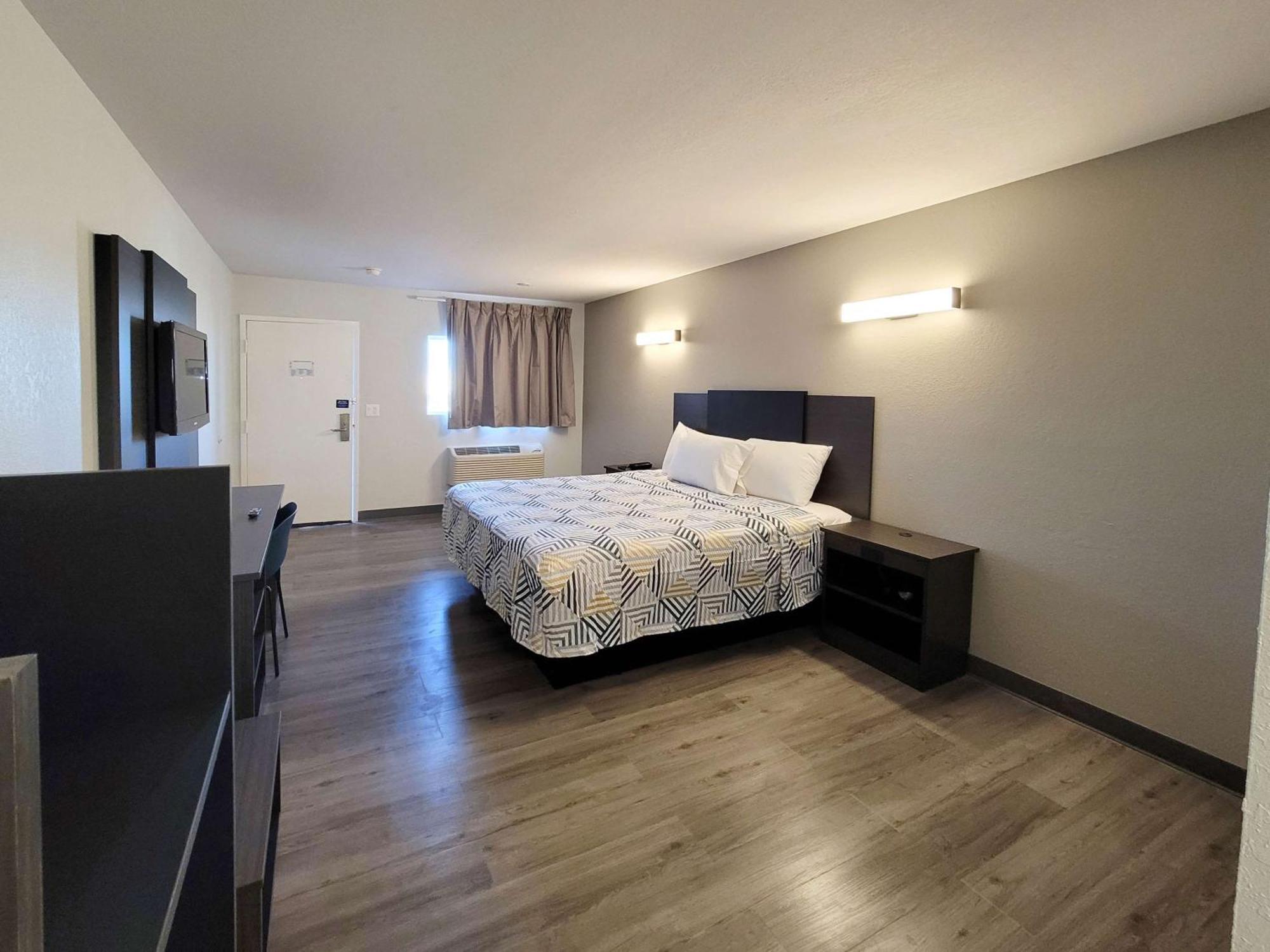 Motel 6 Wichita Ks South I35 Экстерьер фото