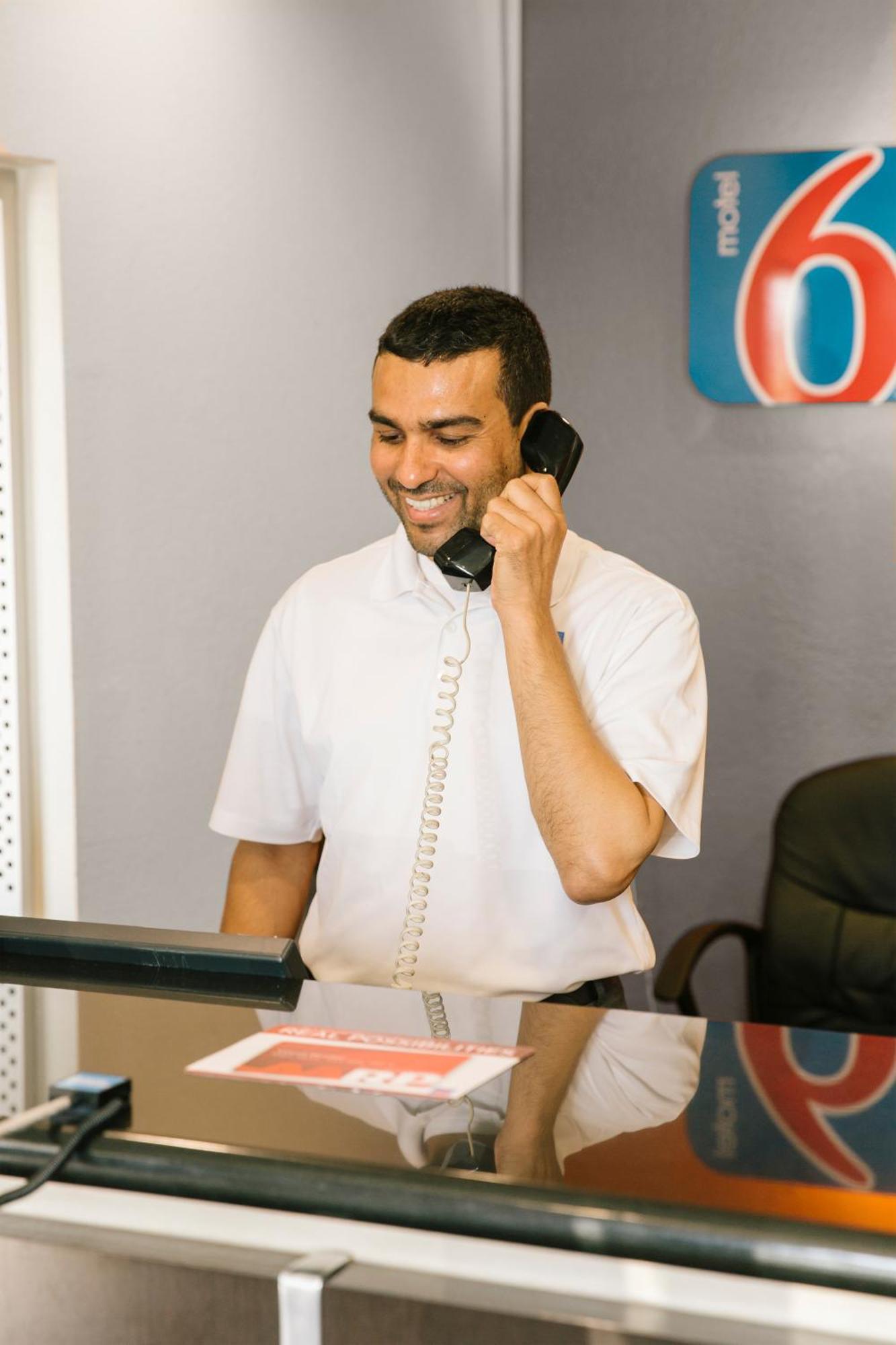 Motel 6 Wichita Ks South I35 Экстерьер фото