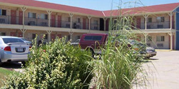 Motel 6 Wichita Ks South I35 Экстерьер фото